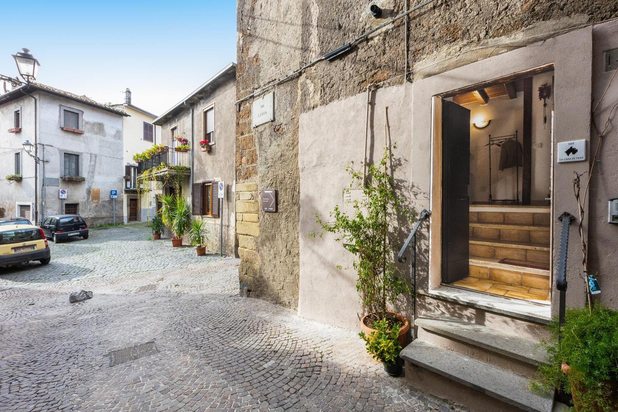 La Casa Di Pepe Bed & Breakfast Sutri Eksteriør bilde